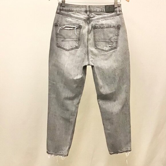 American Eagle 2 Short Mom Jeans Gray Women’s Distressed Ripped High Rise Frayed - Picture 6 of 12